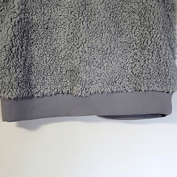 Aerie Offline Fluffy Cloud Sherpa Vest Grey Size M - Picture 11 of 11